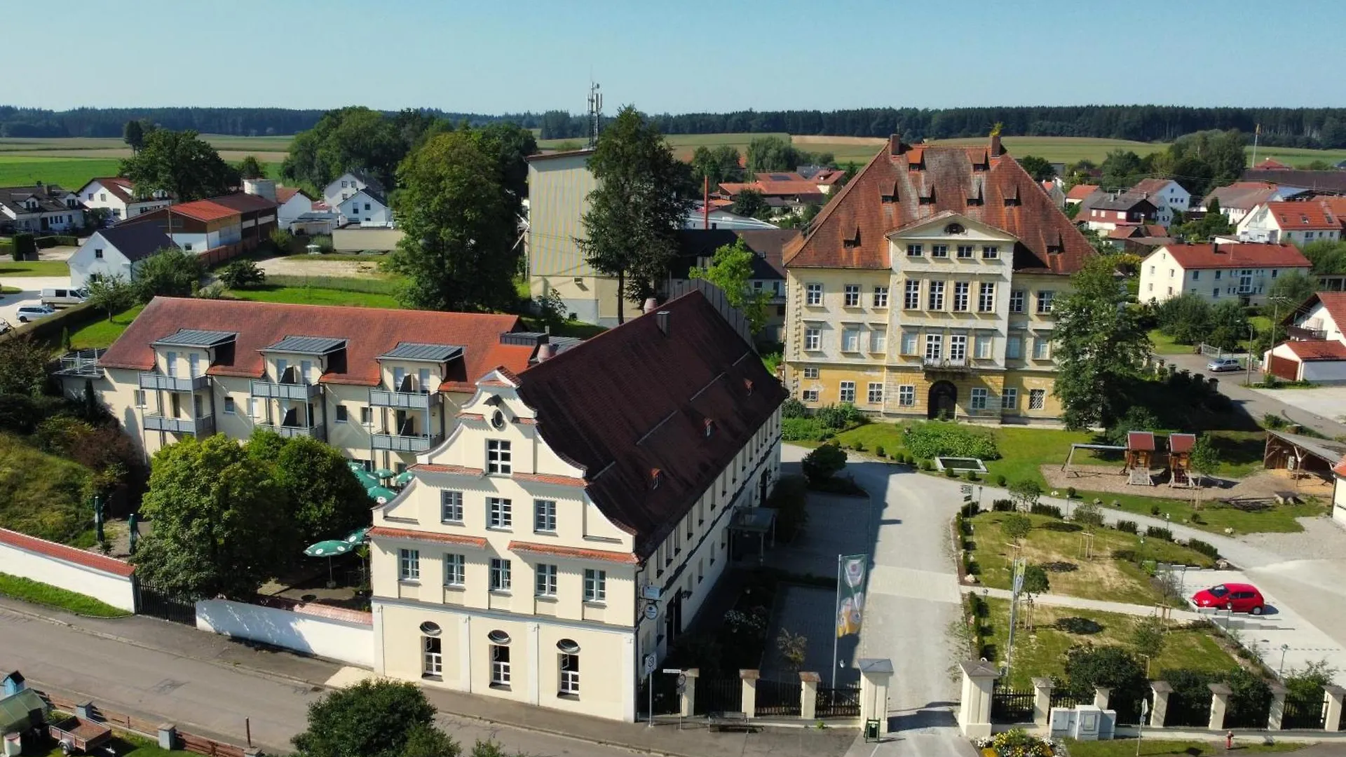 Autenrieder Brauereigasthof Ichenhausen 4*,  Niemcy